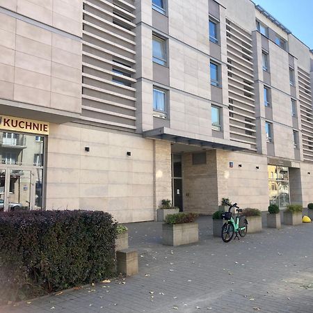 Przestronny Apartament Na Dolnej วอร์ซอ ภายนอก รูปภาพ